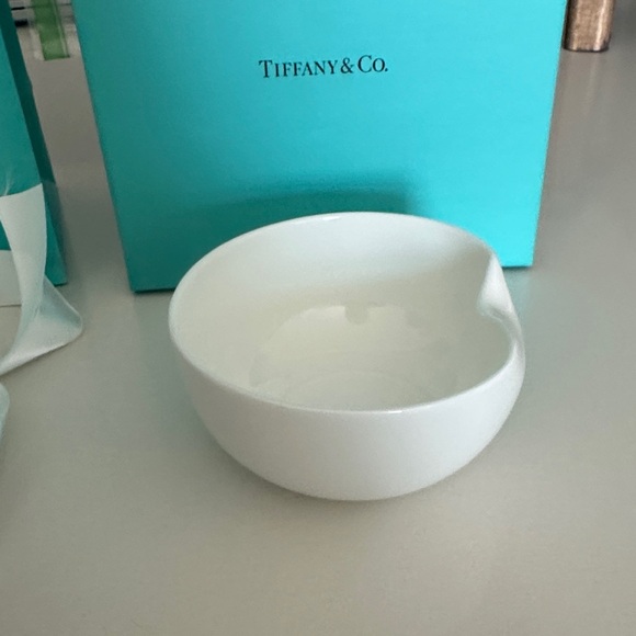 Tiffany & Co. Turquoise Set with White Bowl - Picture 3 of 5